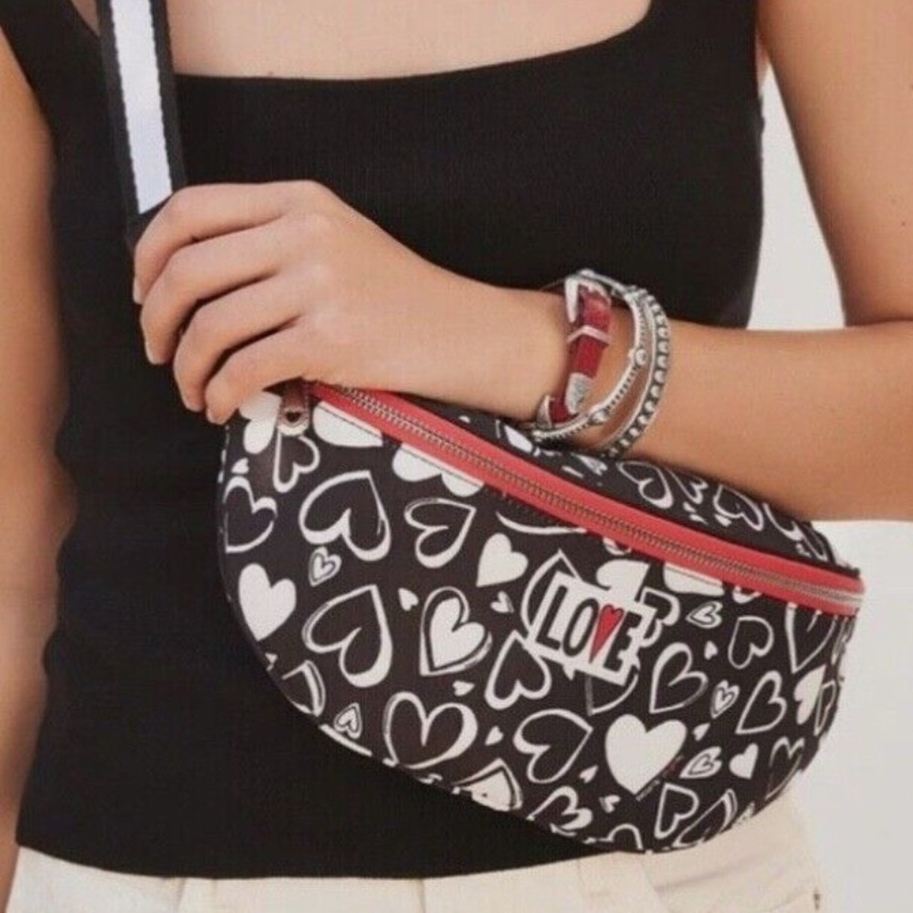 Brighton Heart Love Fanny Pack | Adjustable Strap | Black White Red | Crossbody